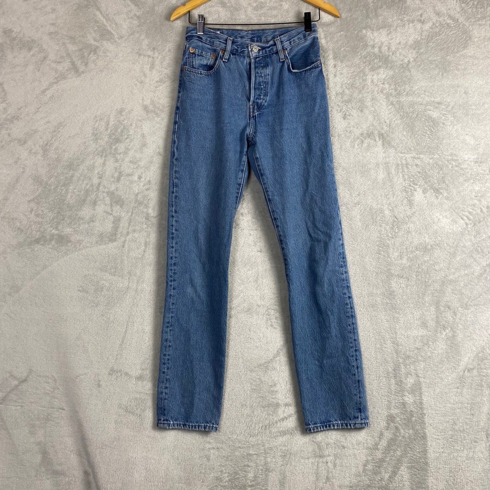 Levis 501 Original Fit Womens Jeans W25 L32 Medium Wash Blue Straight Leg